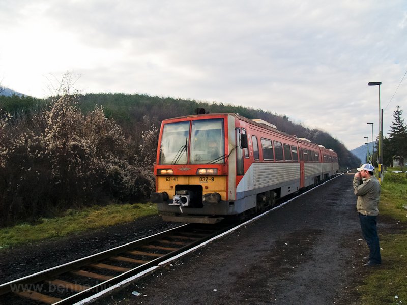 The 6341 032-8 seen at Mtr photo