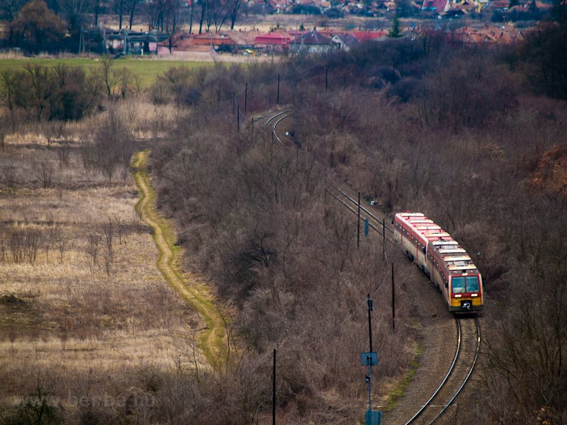 The 6341 028-6 seen between photo