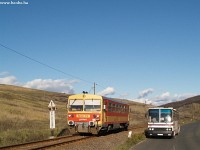 The Bzmot 312 and our bus together before Királd