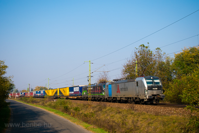 An ELL and a Railpool private operator Siemens Vectron seen at Monorierdő photo