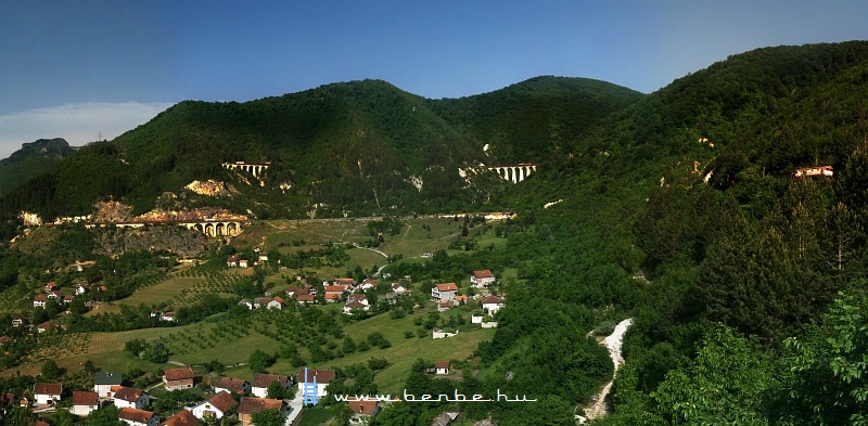 Freight train at Ovcari photo