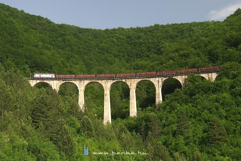 Freight train at Ovcari photo