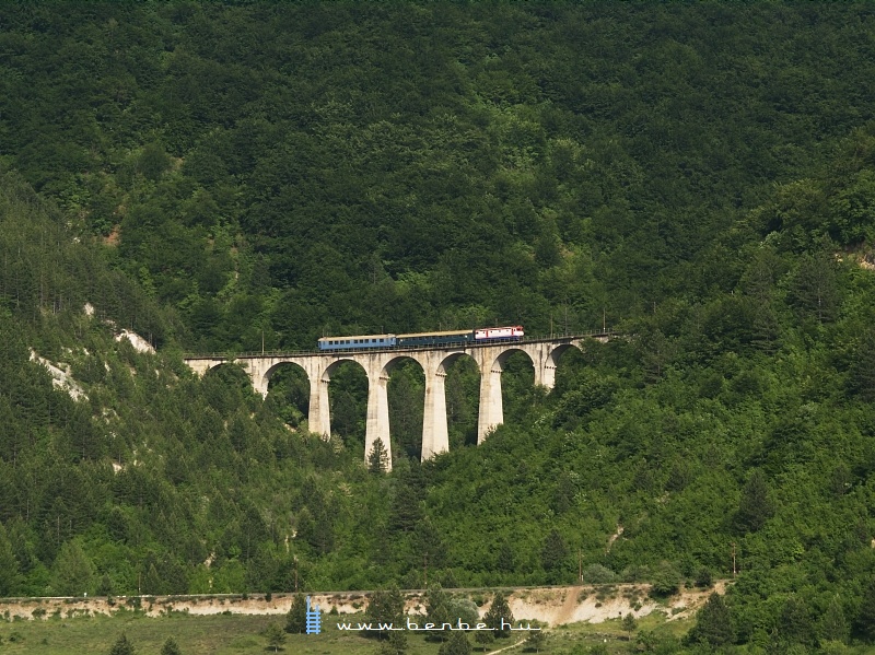 441-908 Ovcariban, a nagy viadukton fot