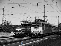 The V42 527 and the V43 1368 at Aszód station