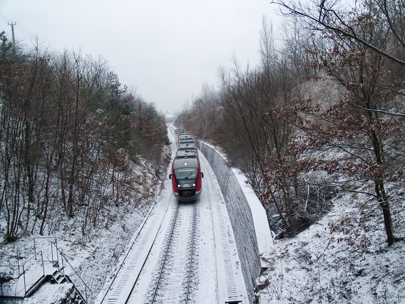 The MV 6342 003-6 seen between Pzmneum and Szabadsgliget photo