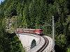 A 2095 009 a Panoramic 760 szerelvény egy részével Gösing és Annaberg között a Saugrabenviadukton