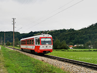 The BB 5090 015-8 is seen between Schwerbach and Kirchberg an der Pielach