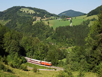 The NVOG 2095.10 is seen heading downwards on the Northern ramp of the Mariazellerbahn-Bergstrecke a few minutes from Laubenbachmhle (between Ober Buchberg and Unter Buchberg, to be exact)