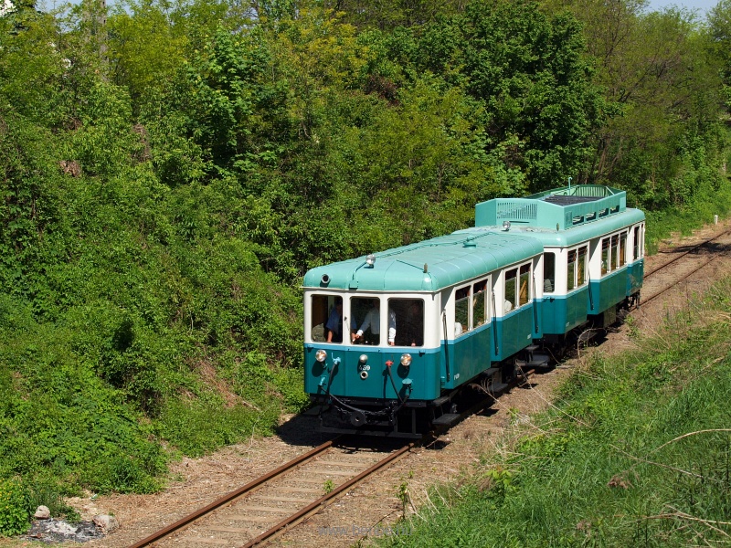 The ACSEV railcar betwee Csmr and Kavicsbnya junction on the freight train bypass of the Gdllő HV line photo