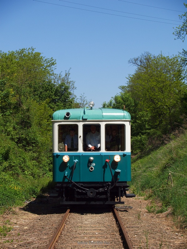 Az ACSEV-motorvonat a 459-e fotó