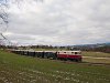 The BB 2095.05 seen near Weitra with the castle in the background