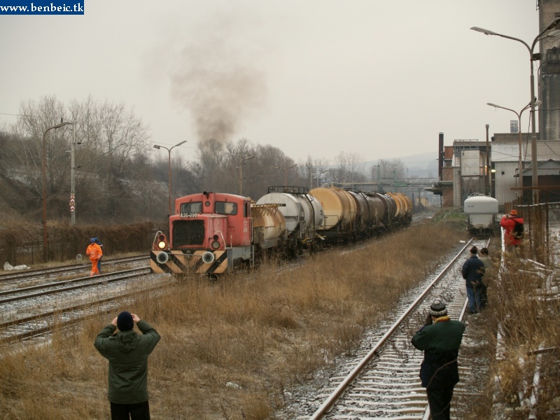 The A26 098 at the Ajka alumina factory sidings photo