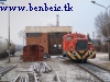 A26 065 a tímföldgyár fűtőháza előtt