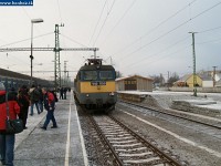 kép