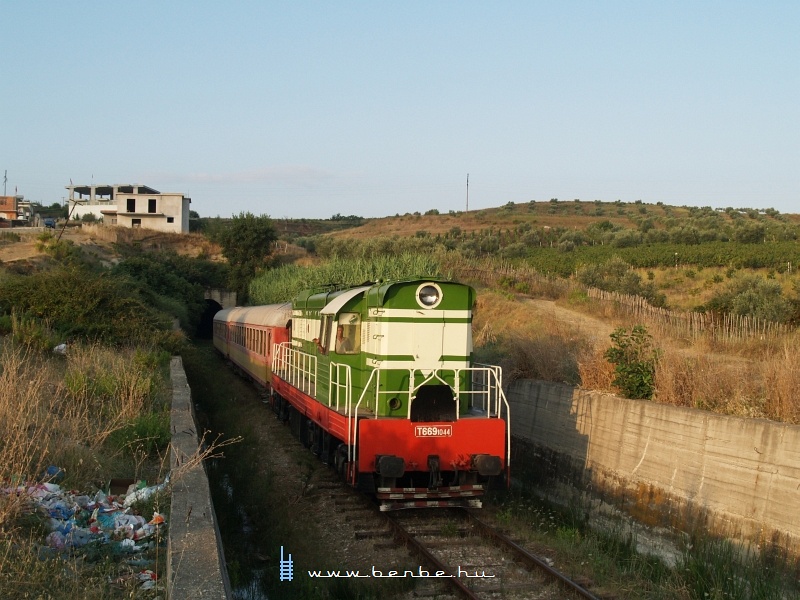 The T669 1044 arriving at Fier with the morning service from Vlor photo