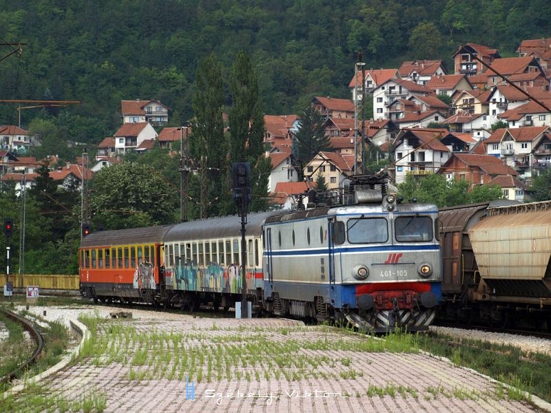 461-105 Uzicében fotó