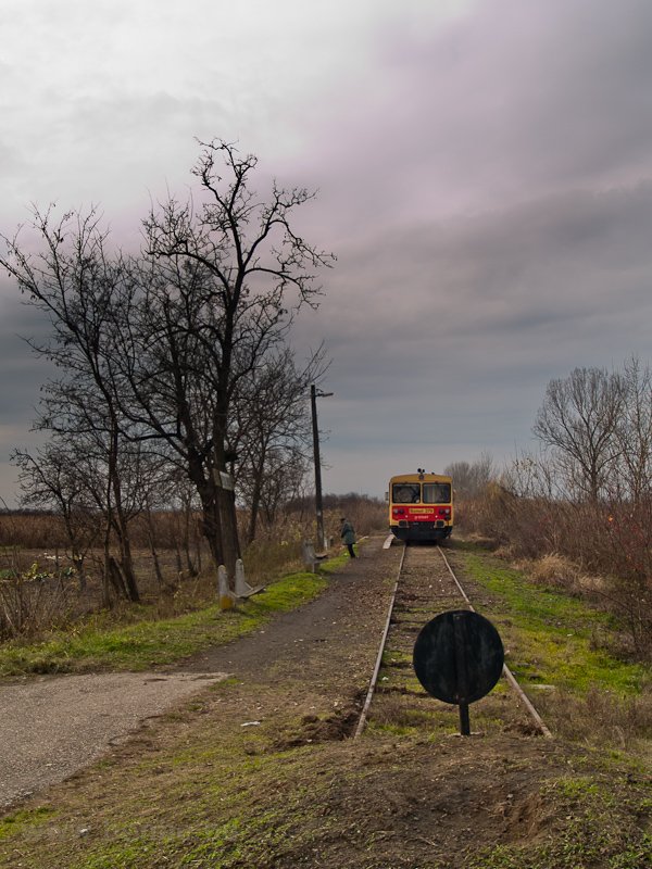 A MV-START Bzmot 379 Krsnagyharsny megllhelyen pzol a vastfotsoknak fot