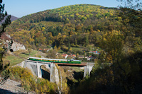 The CFR Calatori 69 0003-4 seen between Garliste and Anina on the Anina-viaduct