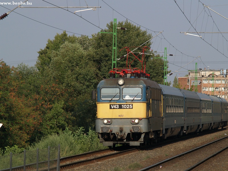 V43 1025 Barosstelepnél fotó