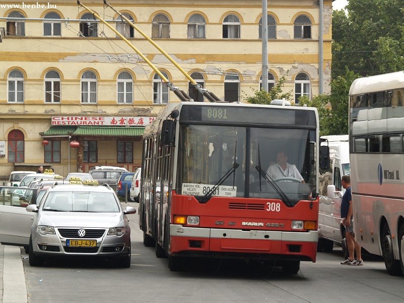 A metrptls idejn kzleked ideiglenes jrat a 80-81T fot