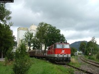A 2143 013-7 near the Rigips Works of Puchberg