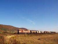 The M62 157 with the day's only freight train