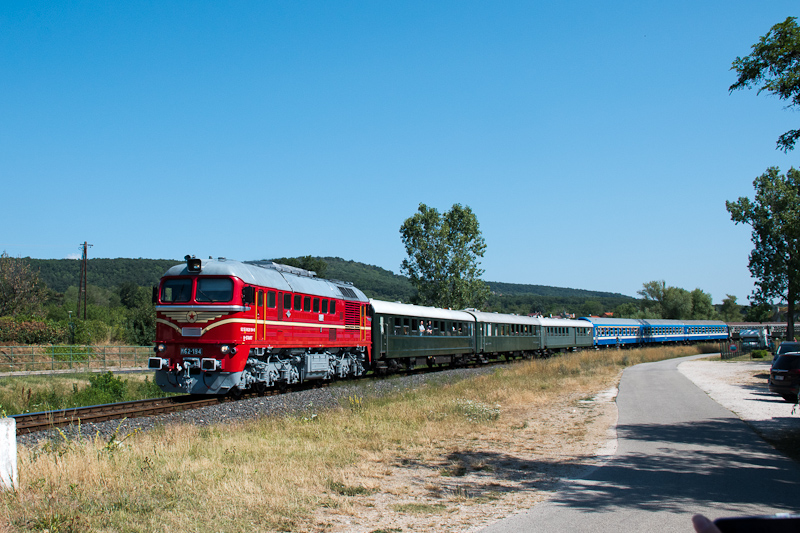 kép A MÁV M62 194 Szepezdfürdő és Révfülöp között fotó