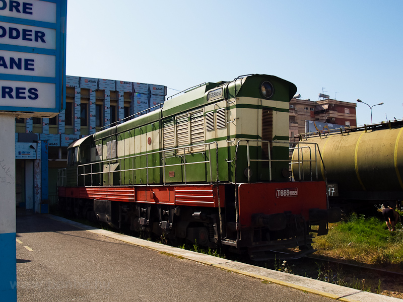 The HSH T669-1059 seen at Durres photo