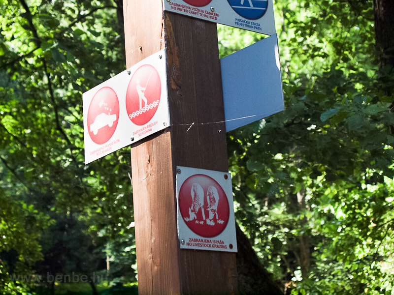 A Boszna foly forrsa, a Vrelo Bosne Park Szarajevo mellett fot