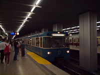 An unidentified MVG Baureihe A seen at Hauptbahnhof