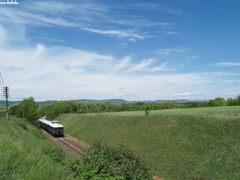 The historic BC mot DMU after Nagyoroszi photo