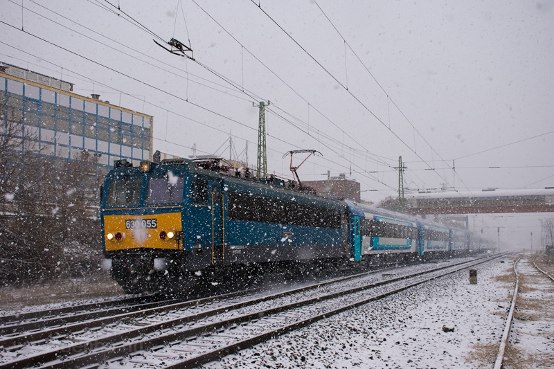 The MV-START 630 055 seen between Pestszentlőrinc and Kőbnya-Kispest photo