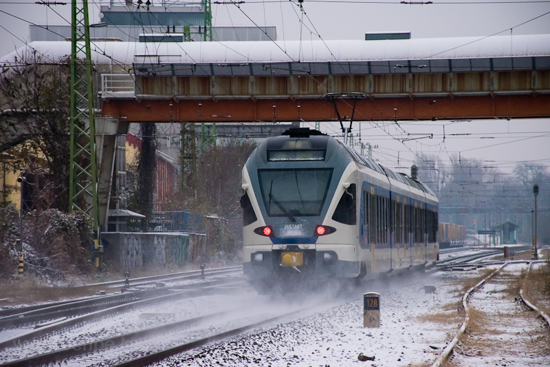 A MÁV-START 415 084 Pestsze fotó