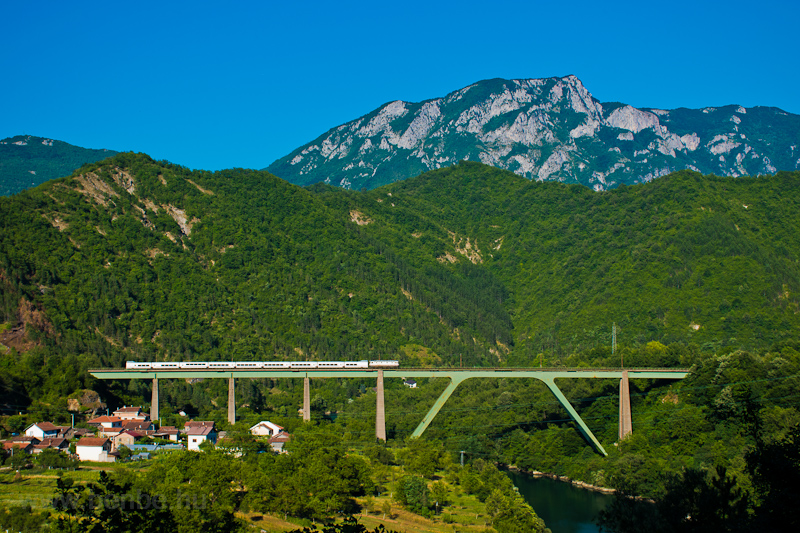 A ŽFBH Talgo-train see photo