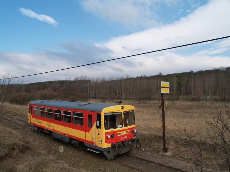 Bzmot 243 Tolmács és Rétság fotó