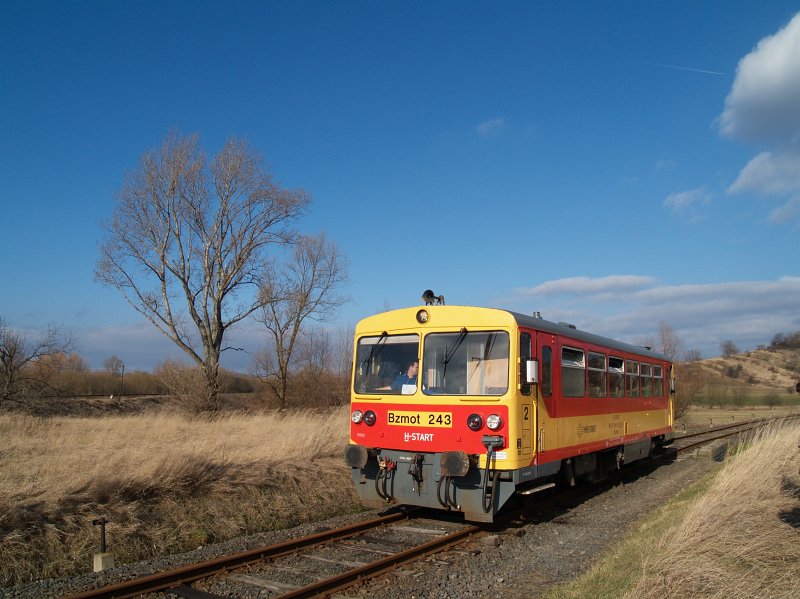 The Bzmot 243 at the entrance of Disjen photo