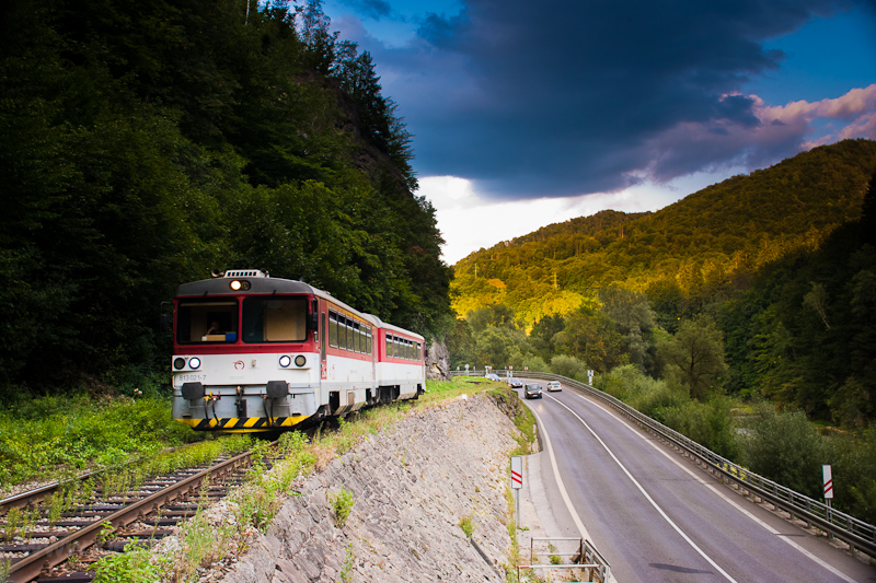 A ŽSSK 813 021-7 Kra&# fotó