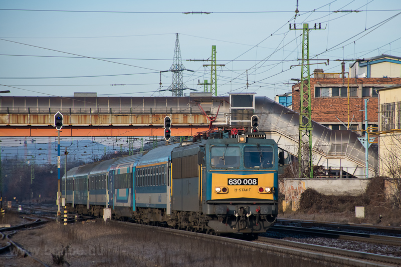 A MÁV-START 630 008 Pestsze fotó