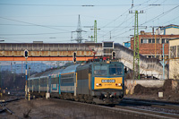 A MÁV-START 630 008 Pestszentlőrinc állomáson Kör-IC vonattal