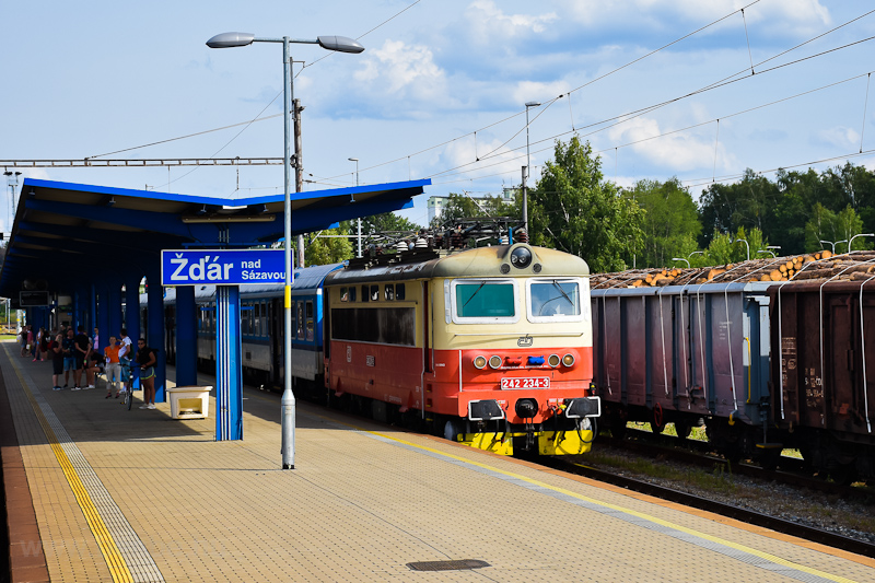 A ČD 242 234-3 Žd'r nad Szavou llomson fot