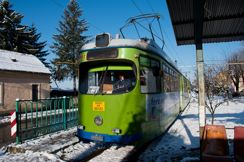 A CTP Arad (Aradi Kzssgi Kzlekedsi Trsasg) DWAG 1862 (AR 00102) Arad-Gyorok tvolsgi (interurbn) villamosvonalon Gyorok vgllomson fot