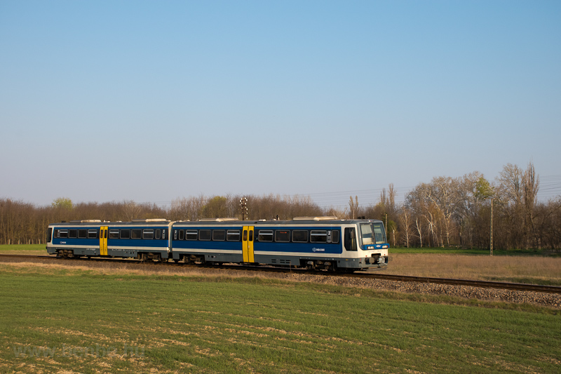 The MV-START 416 029 Metrowagonmash diesel multiple unit seen between Kecskemt and Alsrrt photo