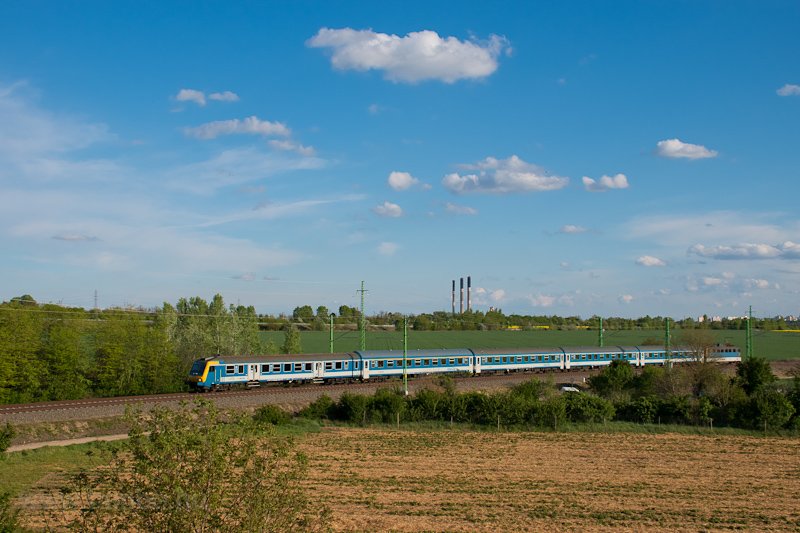 An InterCity from Pécs with picture