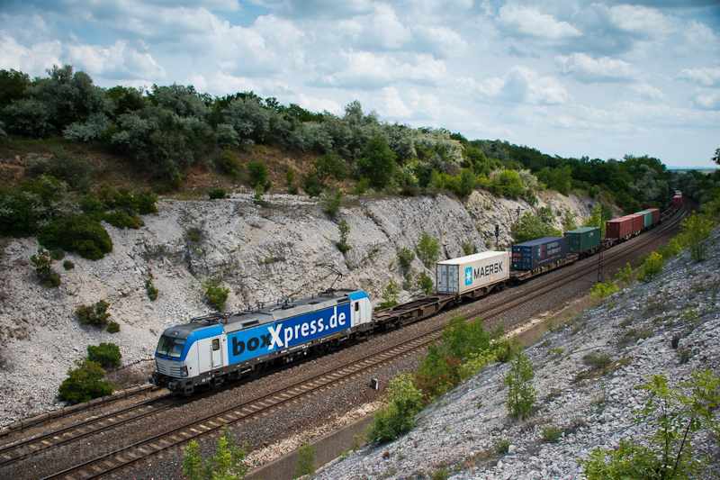 The BoxXpress Vectron seen  picture
