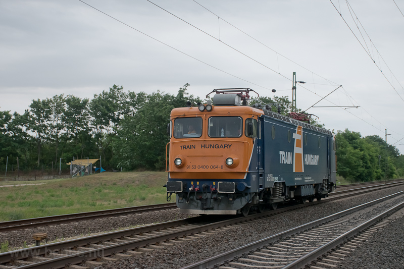 The TH - Train Hungary 0400 photo