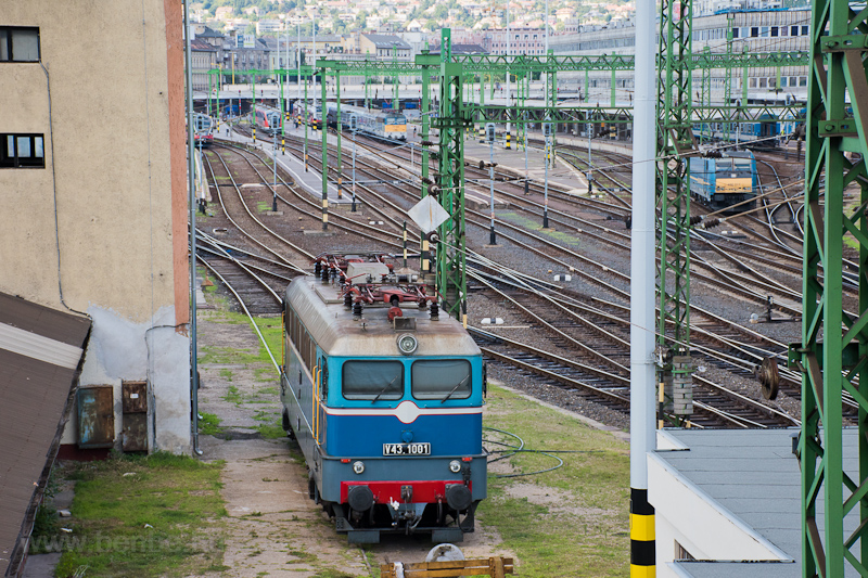 A MV-START V43 1001 Budapest - Dli llomson fot