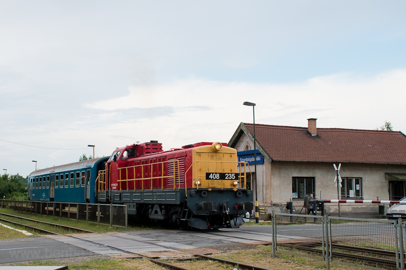 A MV-START 408 235 Szurdokpspki llomson fot