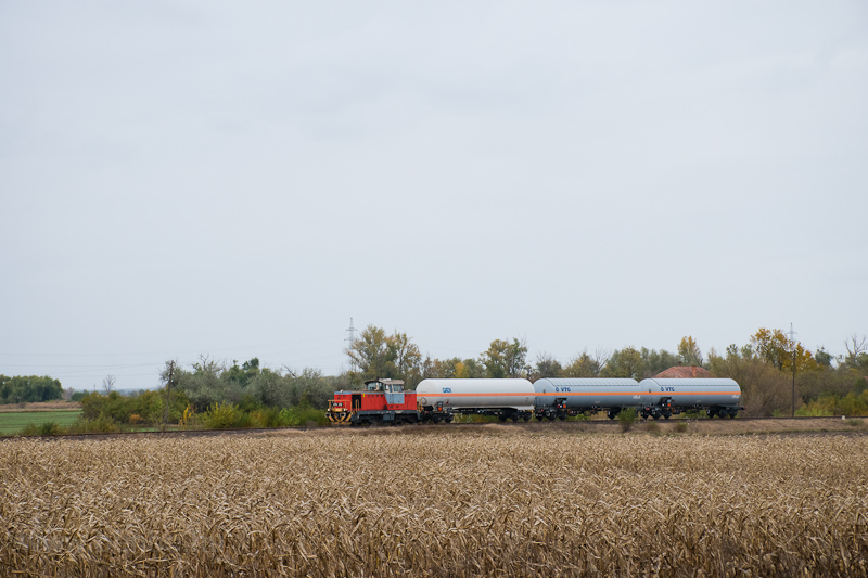 The MV-START 478 239 seen hauling a freight train between Borsihalom and Kismindszenti t photo