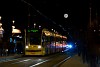 A BKV Siemens Combino Supra NF12B 2017 Margit híd, Budai hídfő megállóhelyen éjjel