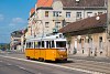A BKV 3430 pályaszámú MUV (módosított UV) motorkocsija szólóban a Bécsi úton, R19 (retró-19) villamosként